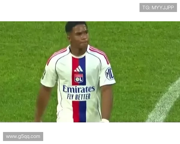 马卡:恩德里克将在皇马对阵西班牙人或阿拉维斯的比赛中首发 马卡:恩德里克将在皇马对阵西班牙人或阿拉维斯的比赛中首发