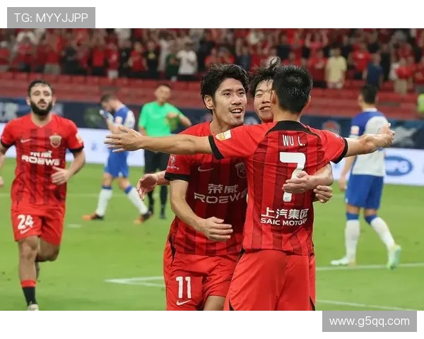 青春风暴下的德比新星对决